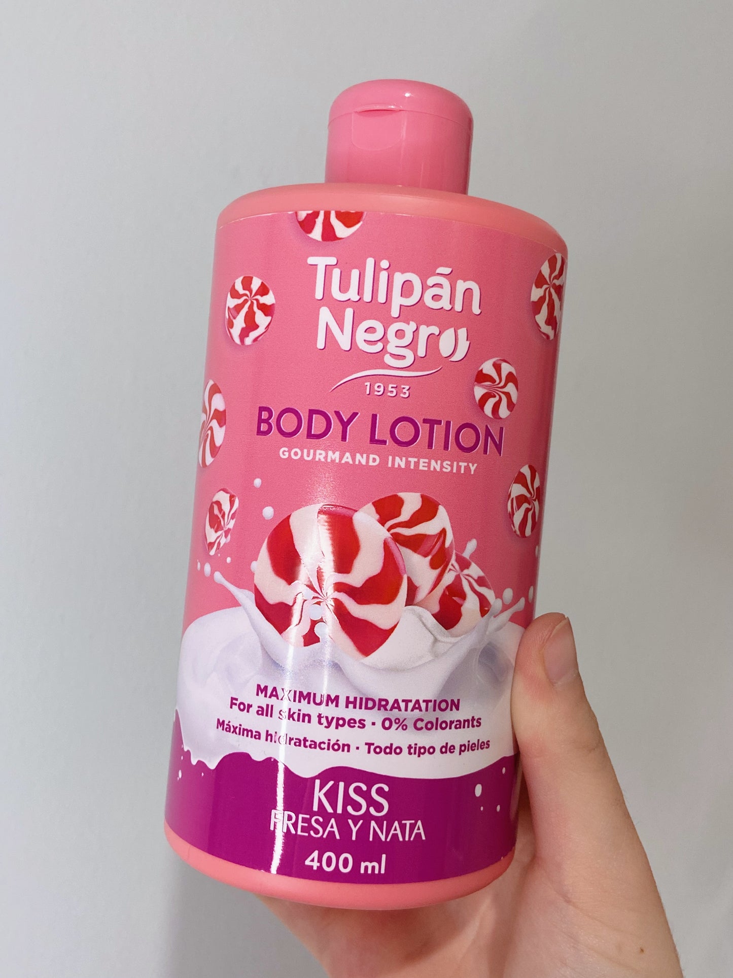 LOCIÓN CORPORAL DE FRESA Y NATA 400ML - TULIPÁN NEGRO