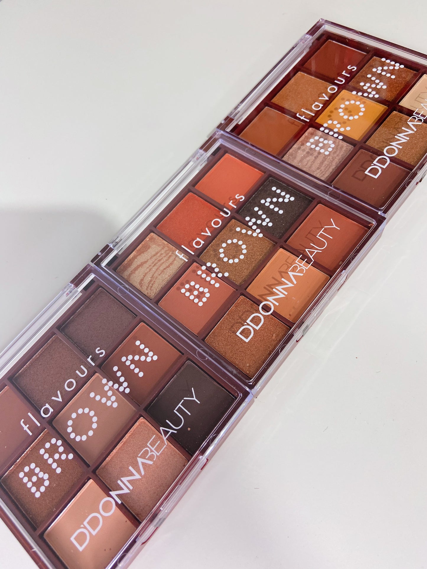 PALETA DE SOMBRAS FLAVOURS BROWN - DDONNA